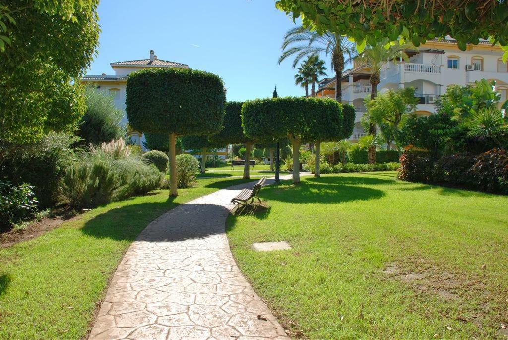 ماربيا Great Puerto Banus Apartment المظهر الخارجي الصورة